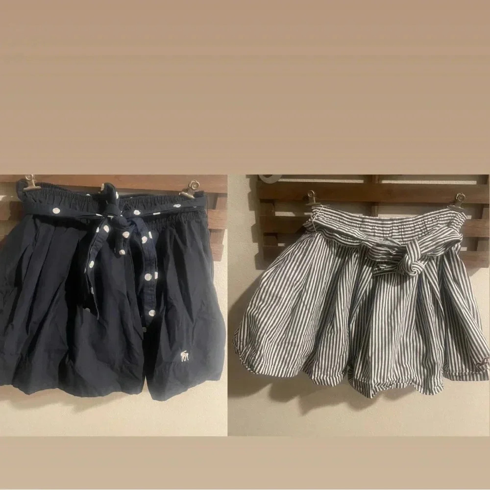 Abercrombie & Fitch Belted Mini Navy‎ Blue Skirt & Hollister pleated skirt Small